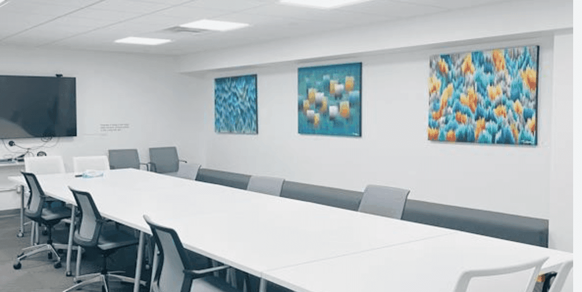 -MmUgyG5pvhg9aA9YheH-meeting-room-02.png
