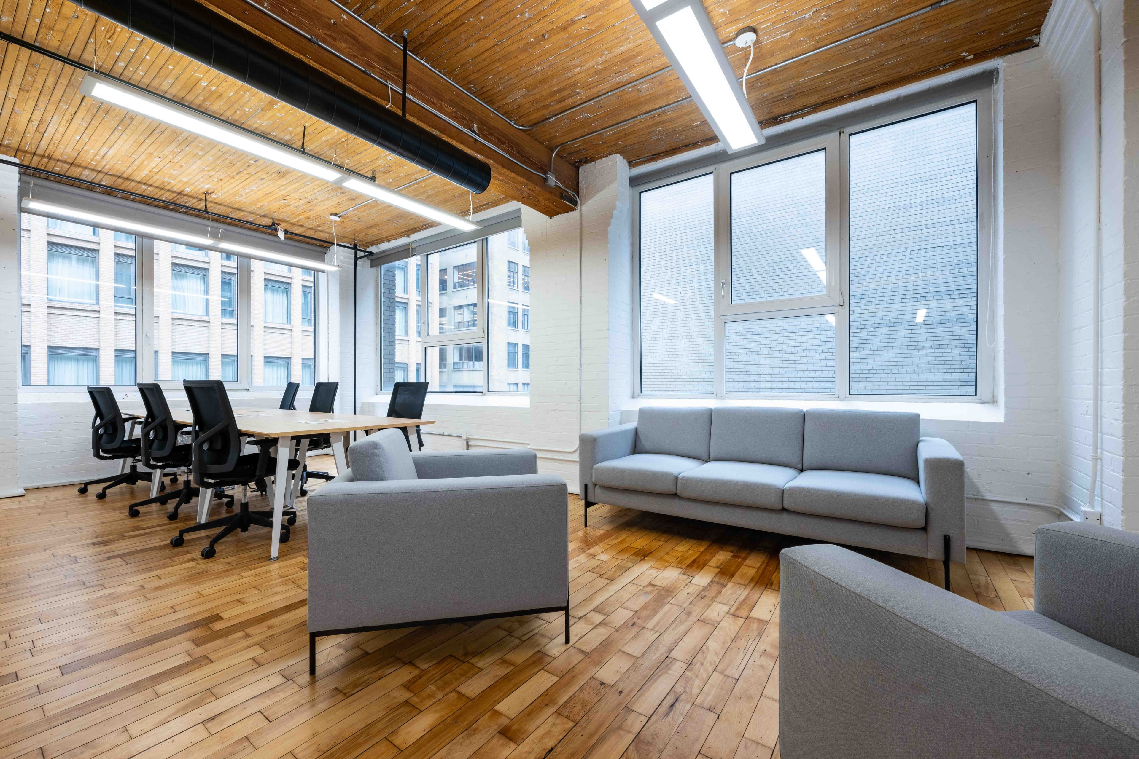 Flexday Suites - 312 Adelaide St. West - Image 3
