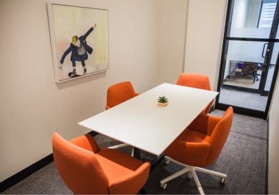-MBZ0haD07q5fFuxquNu-meeting-room-02.jpeg