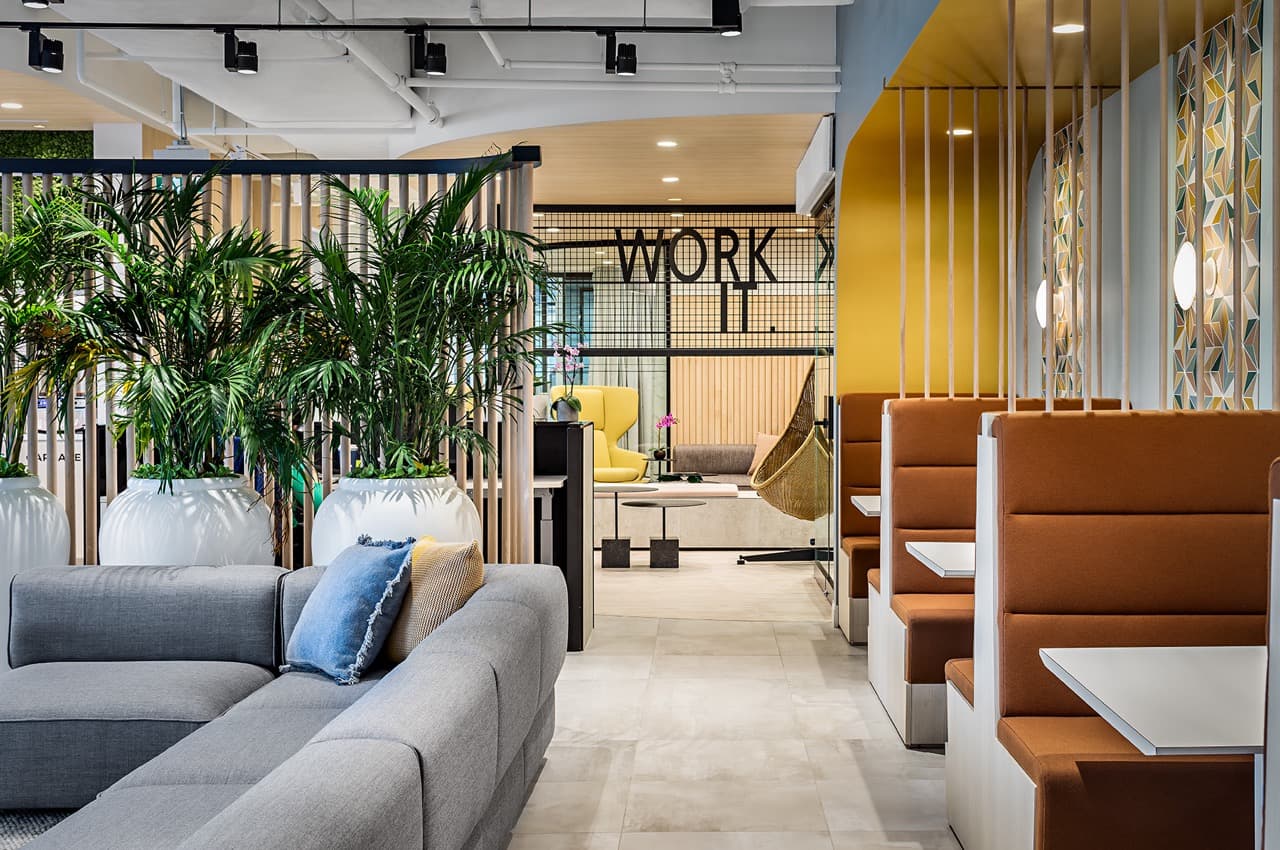 sm-004_LH_Workplace_One Large.jpeg