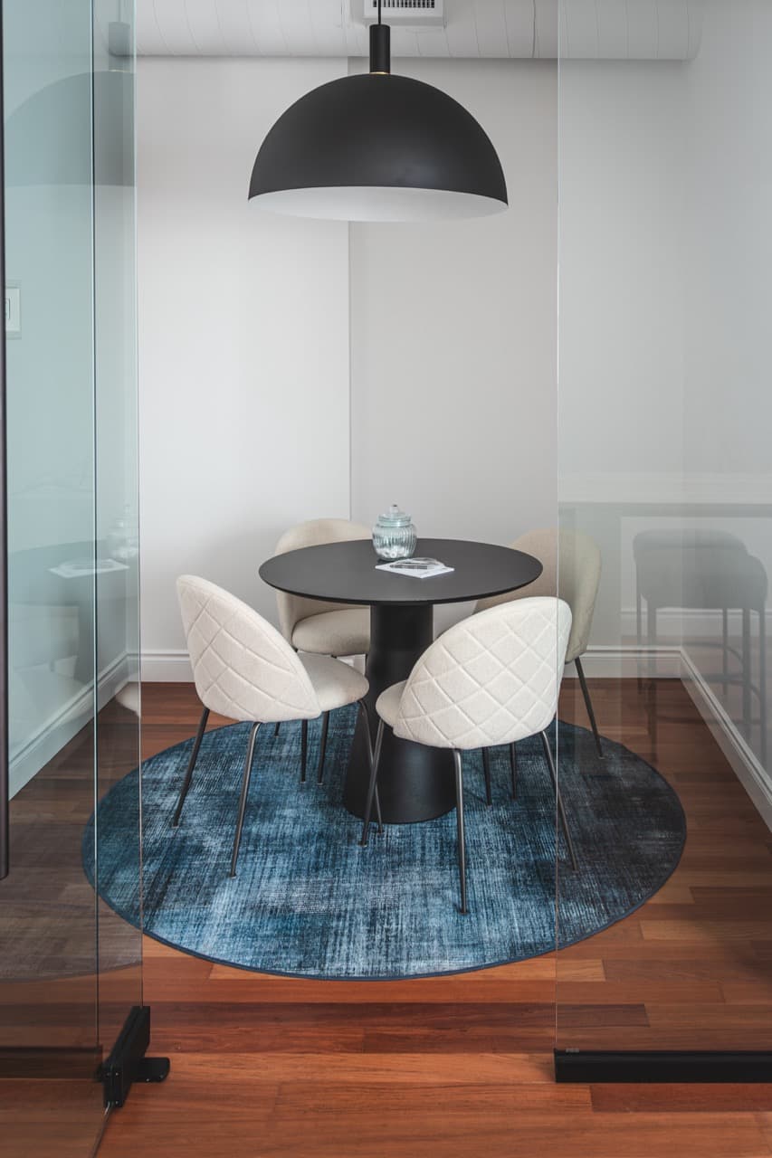 BESPOKE_001 Large.jpeg