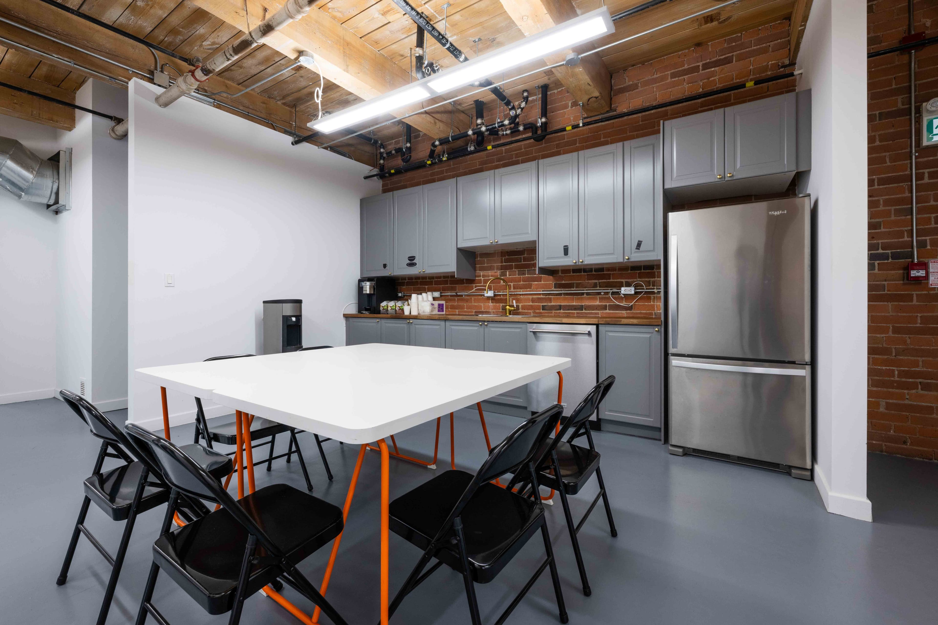Flexday Suites - 241 Spadina Avenue, Suite 300 - Image 4