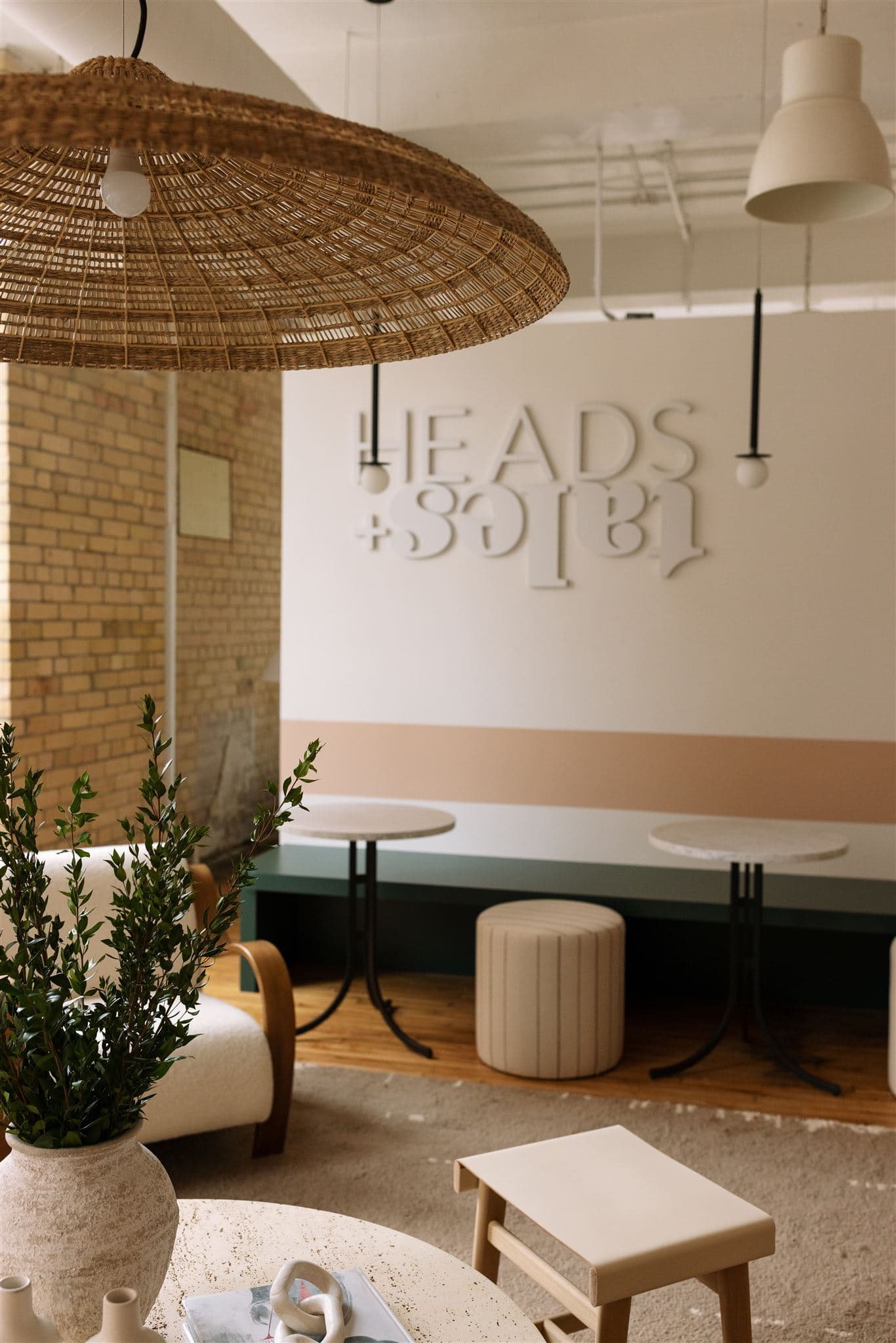 heads&tales0976_websize.jpg