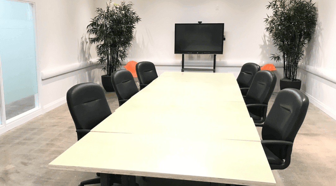 -MBAAEnqszrEC0I5c-ru-meeting-room-02.png
